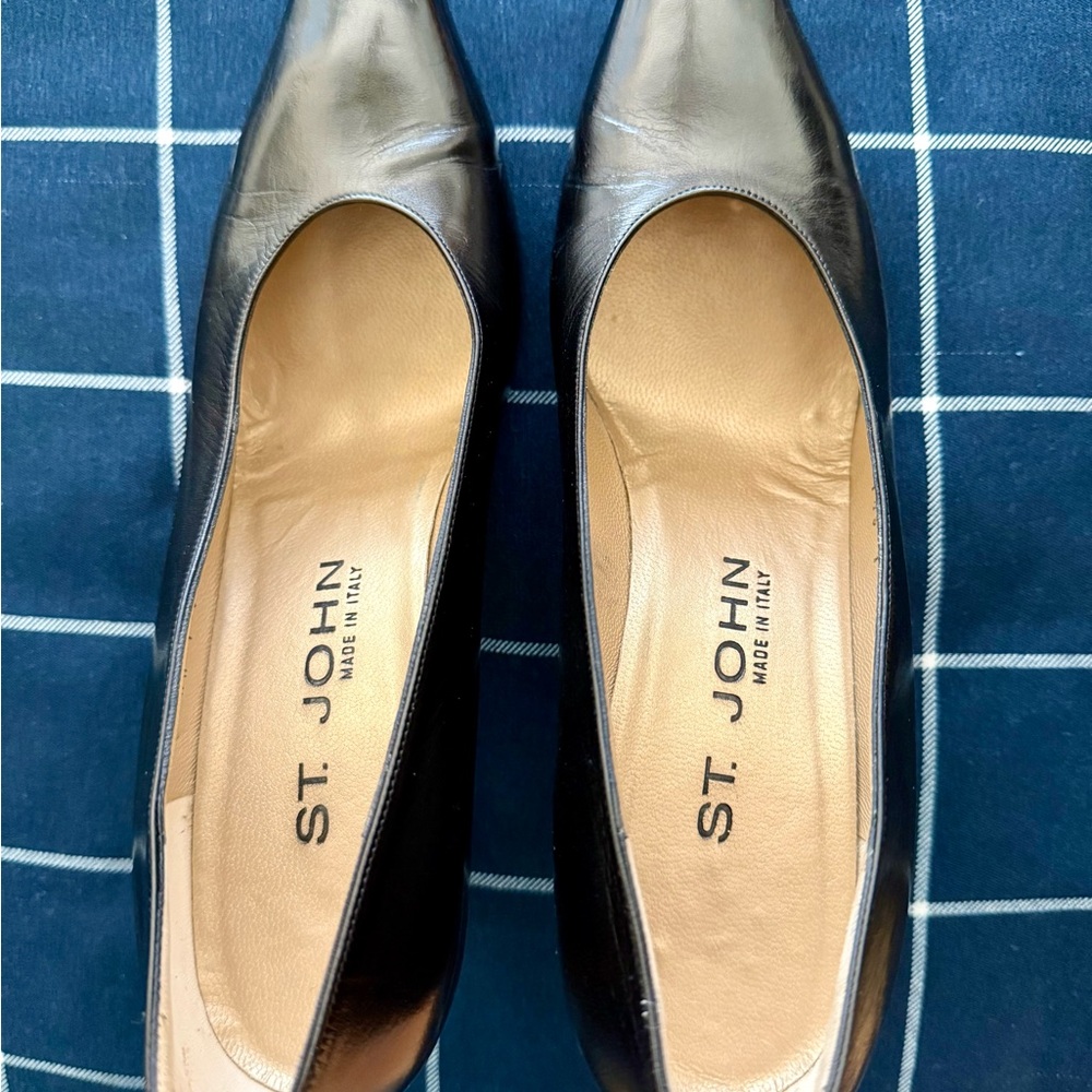 St. John Black Leather Heels
